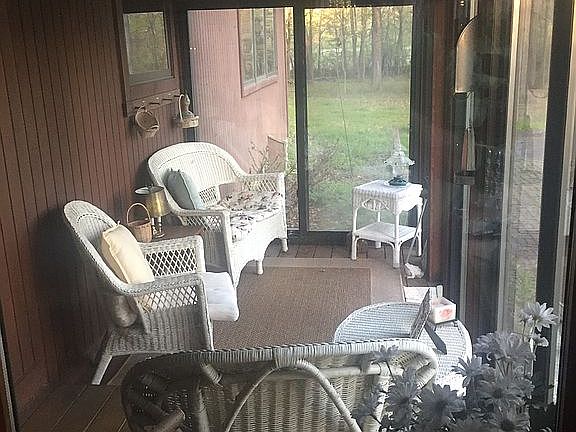  Glassed in sunroom 