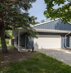 1427 23rd St S, Fargo, ND, 58103