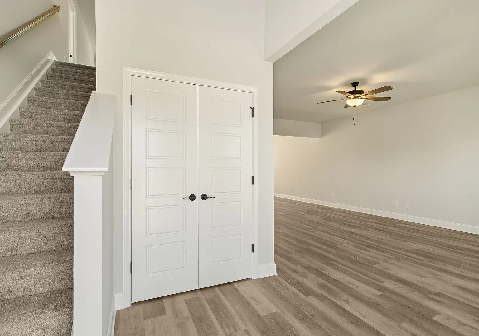 Keystone Homes - 337 Crosswinds Drive — Photo 2