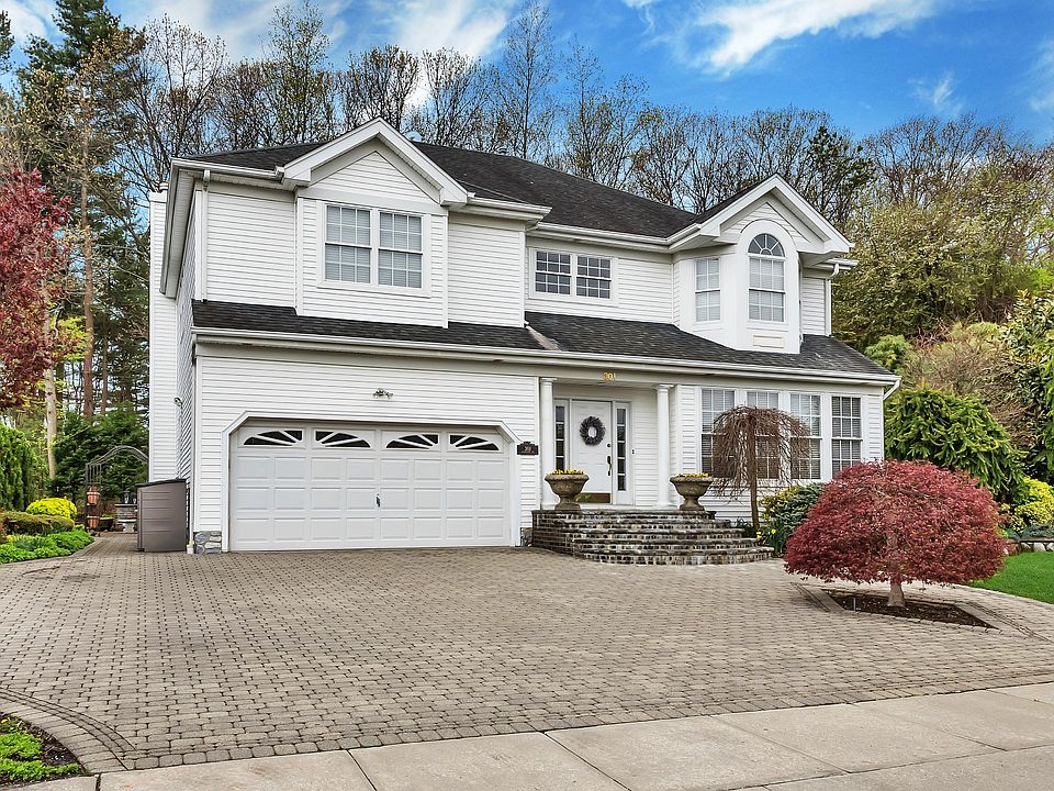1st image of 301 Carnation Dr