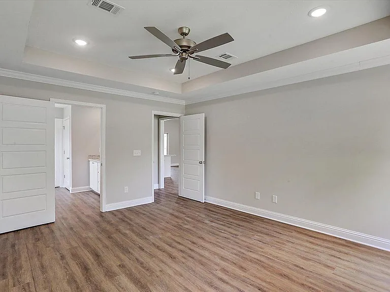 623 Westfield Dr — Photo 17