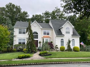 267 Churchill Dr, Egg Harbor Township, NJ 08234