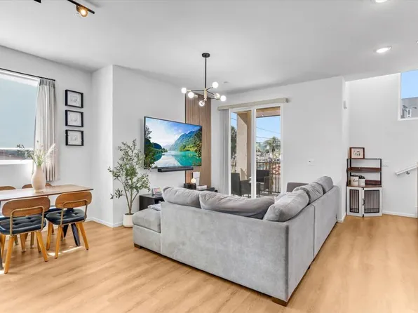 402 Creekside Cir, San Diego, CA 92114