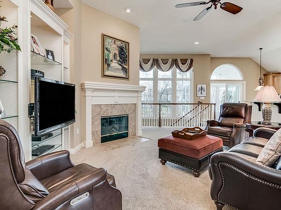 4th image of 13419 Summit Ct