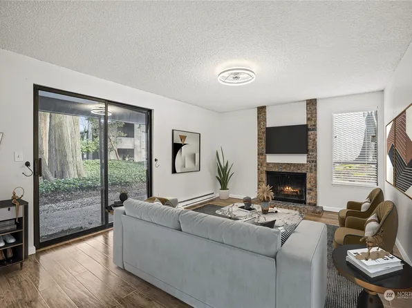 10004 NE 122nd Street #T-B, Kirkland, WA 98034