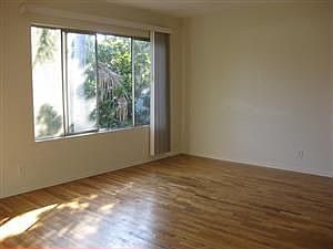 2nd image of 1627 S Bundy Dr APT 3