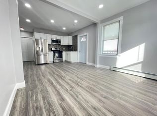 66 Terrace Ave #2R, Providence, RI 02909