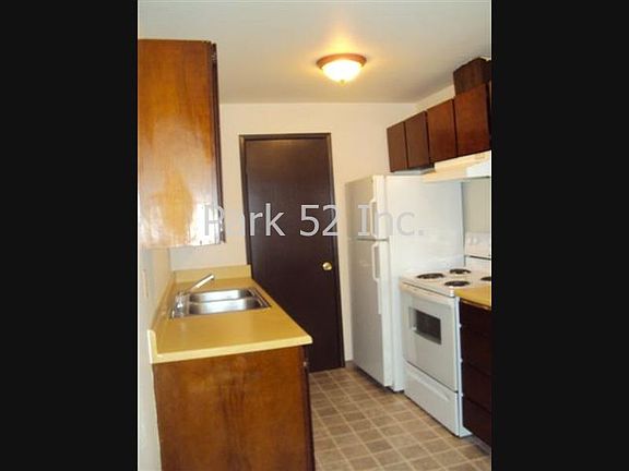 2nd image of 12716 A St S APT 4