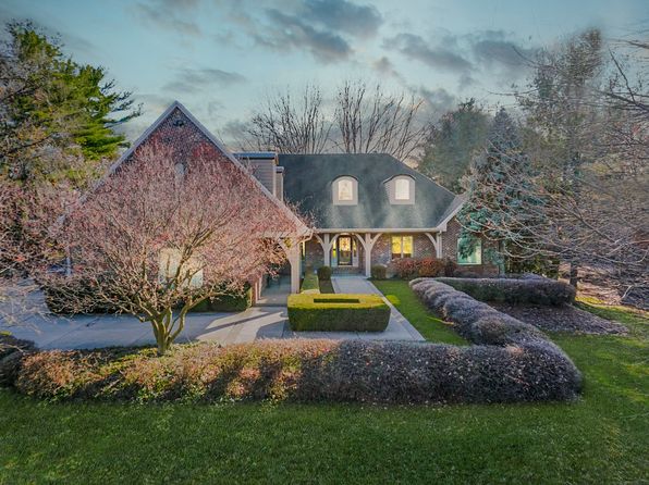 Brick Ranch Bloomington Real Estate 4 Homes For Sale Zillow