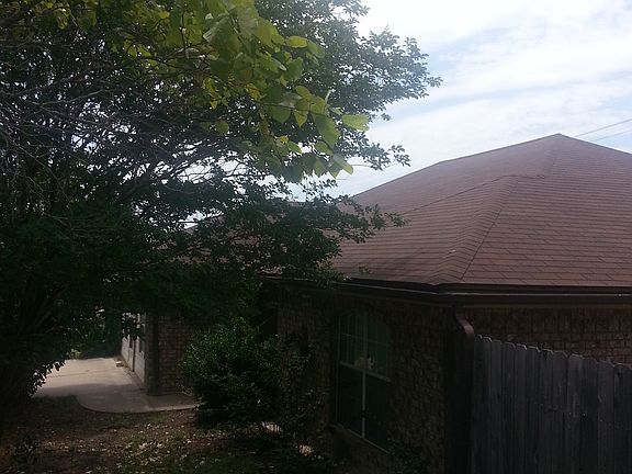 Front yard view