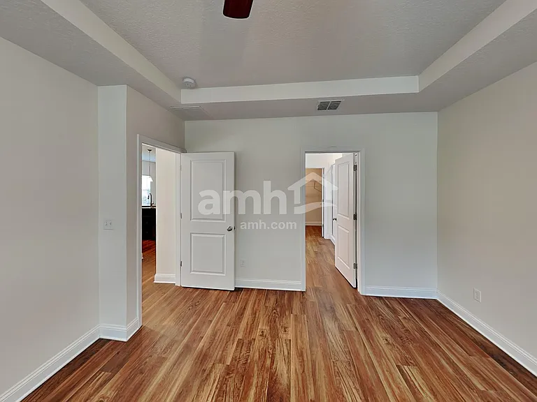 713 Celebration Ln — Photo 9