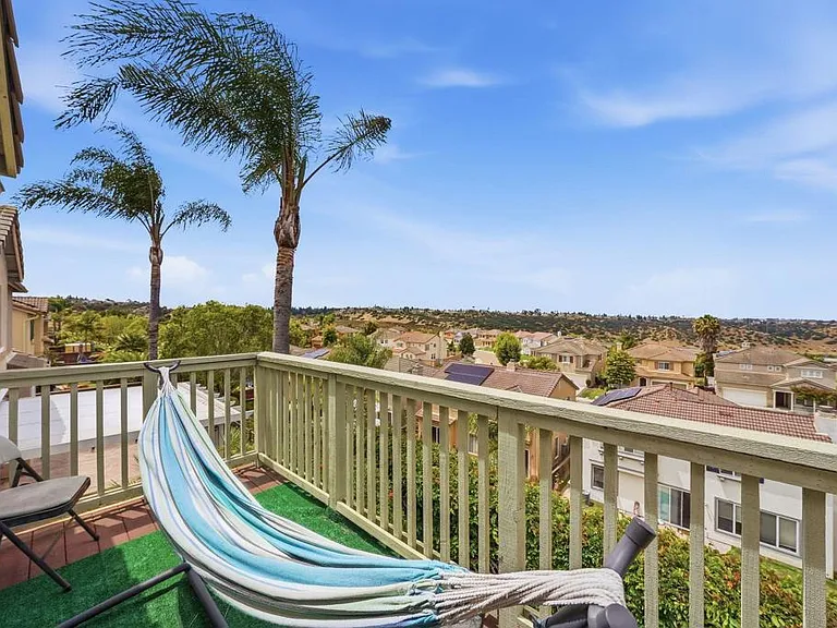 344 Plaza Los Osos — Photo 23