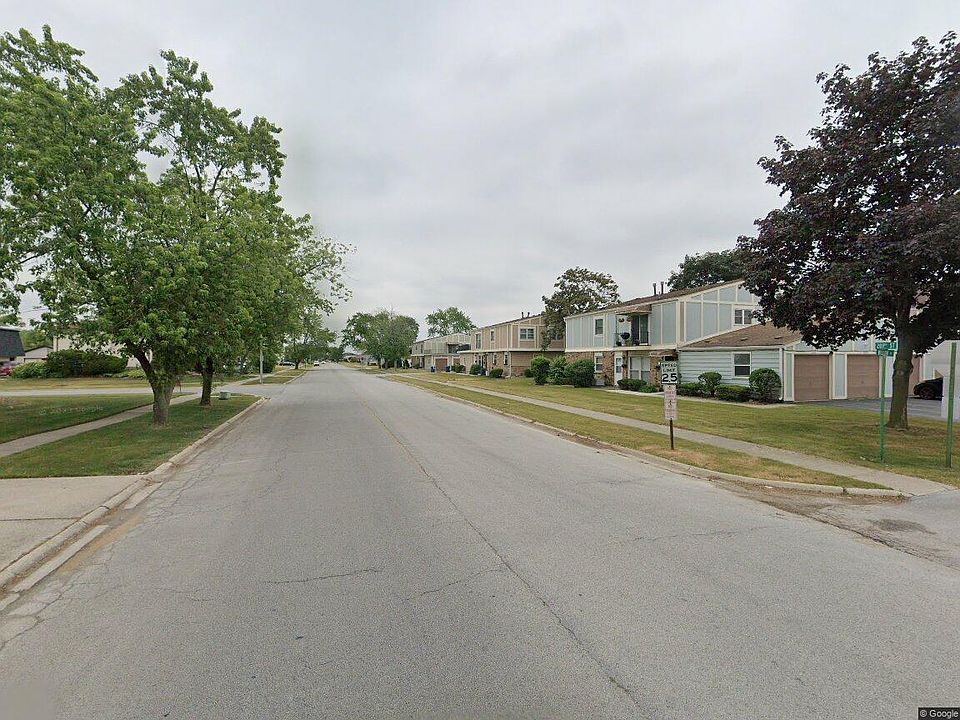 2nd image of 20117 Woodale St #117