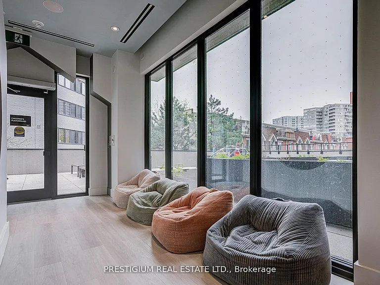 285 Dufferin St #1311 — Photo 42