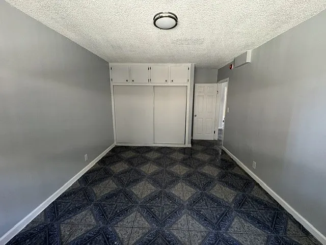 617 W Century Blvd #1 — Photo 7