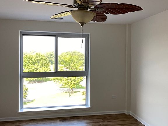 5th image of 200 Park Ave APT 531
