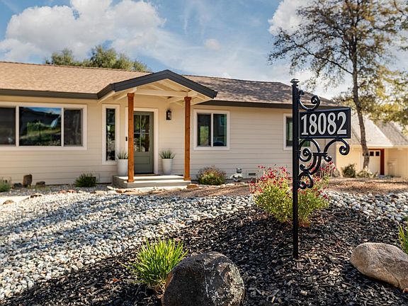 2nd image of 18082 Hummingbird Dr