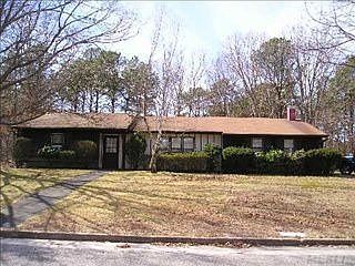 1st image of 46 Henearly Dr