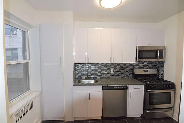 Rented by Zuz Realty | media 1