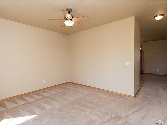 5th image of 213 Mable Ln