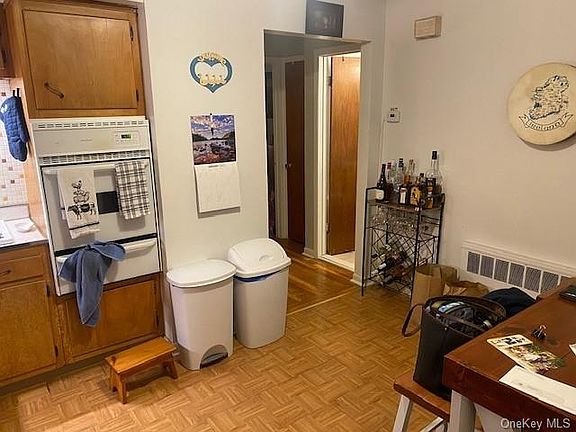 3rd image of 90 Empire St