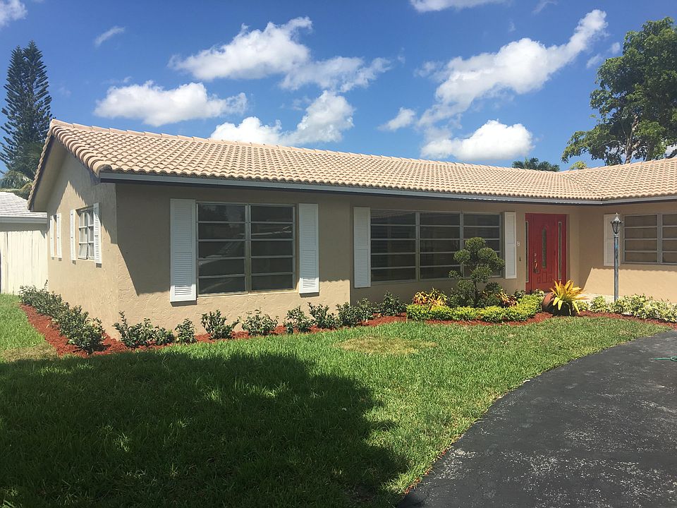 1st image of 3955 NW 105th Ave