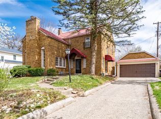 520 S Dennis Ave, Decatur, IL 62522