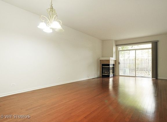 2nd image of 673 Shoreline Dr #673