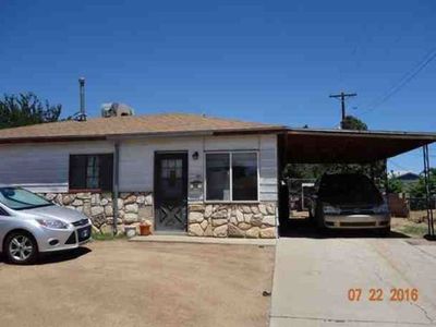 8819 Fairbanks Rd NE, Albuquerque, NM, 87112