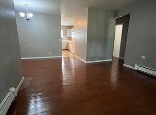 2270 West Nichols Road, Arlington Heights, IL 60004