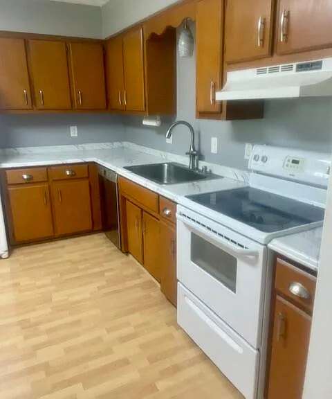 702 Beaver Park — Photo 6