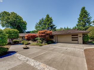 11190 SW Waverly Pl, Portland, OR 97225