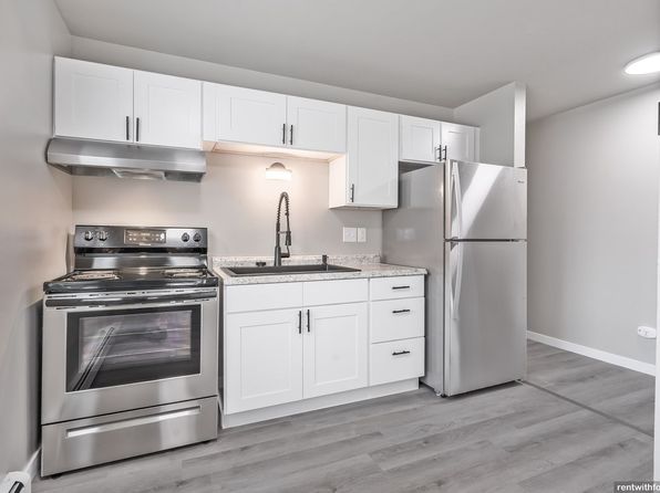 1459-1465 Elm St #105