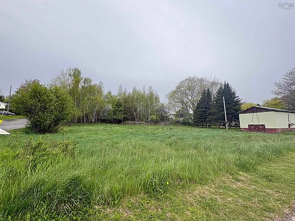 2nd image of 8th St