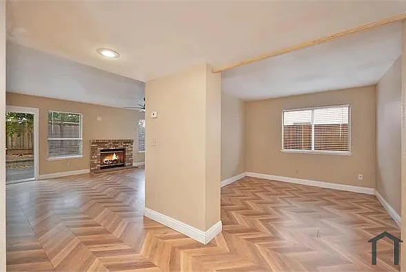 1585 Foxwood Dr — Photo 19