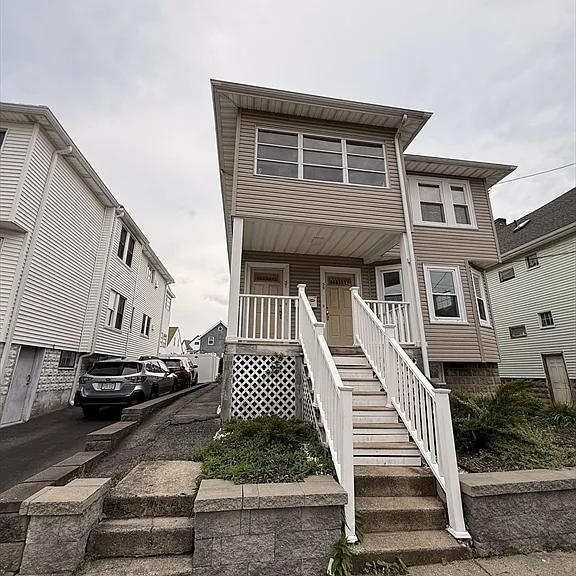 35-37 Springdale St #35 — Photo 1