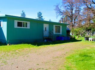 119 Patton Bar Rd, Cave Junction, OR 97523