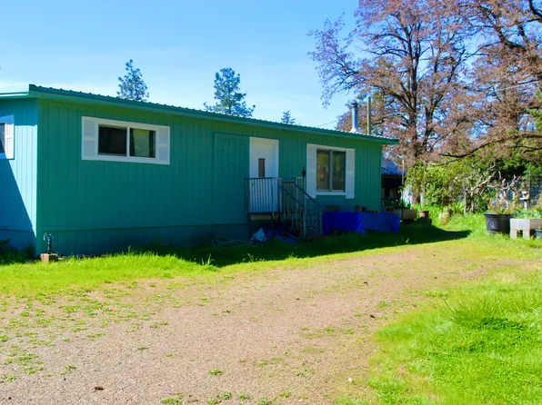 119 Patton Bar Rd, Cave Junction, OR 97523