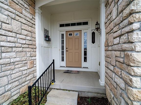 2nd image of 10106 Chedworth Dr
