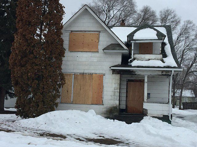 1st image of 110 W Elva St