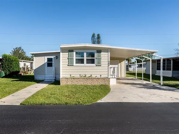 365 Andros Dr, Sarasota, FL 34233