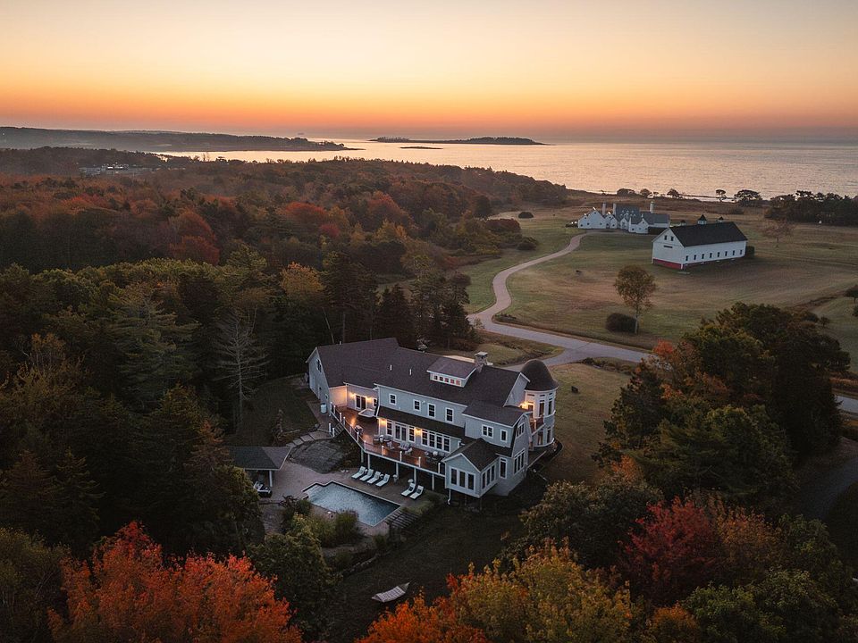 1st image of 4 Cole Farm Drive