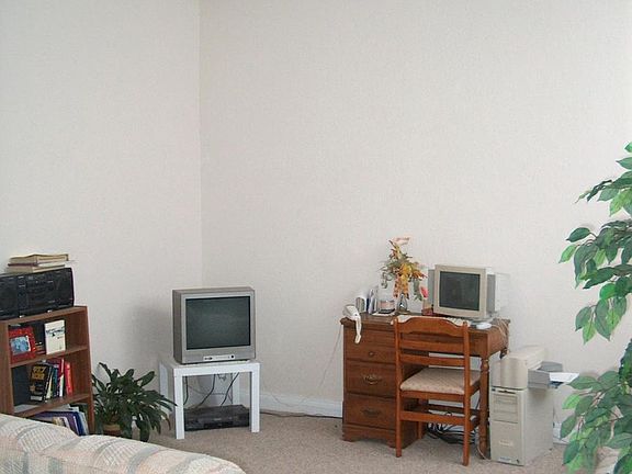 2nd image of 202 Cedar Ave APT 54