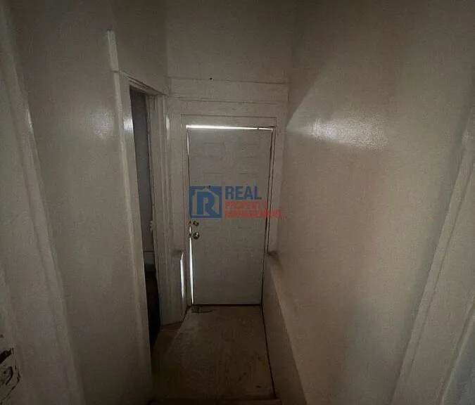 2417 E 4th St #2417 — Photo 9