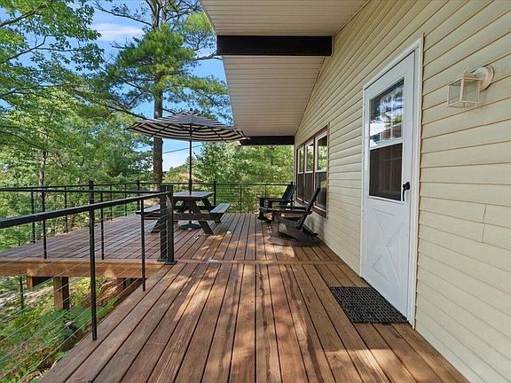 4th image of 56 S Lighthouse Dr
