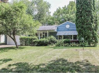 2084 Roth Pl, White Bear Lake, MN 55110