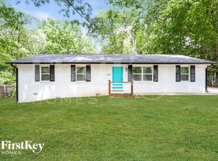 743 Oak Dr, Riverdale, GA 30274