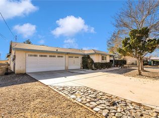 15225 Mesa St, Hesperia, CA 92345