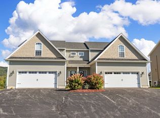 952 Harbor View Dr, Saint Albans, VT 05478