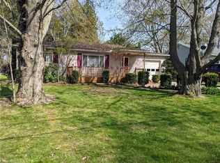 3172 Spencer Dr, Geneva, OH 44041